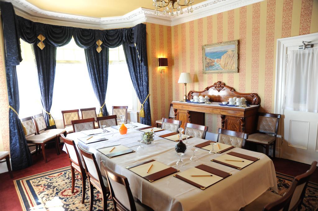 The Chase Hotel 3*